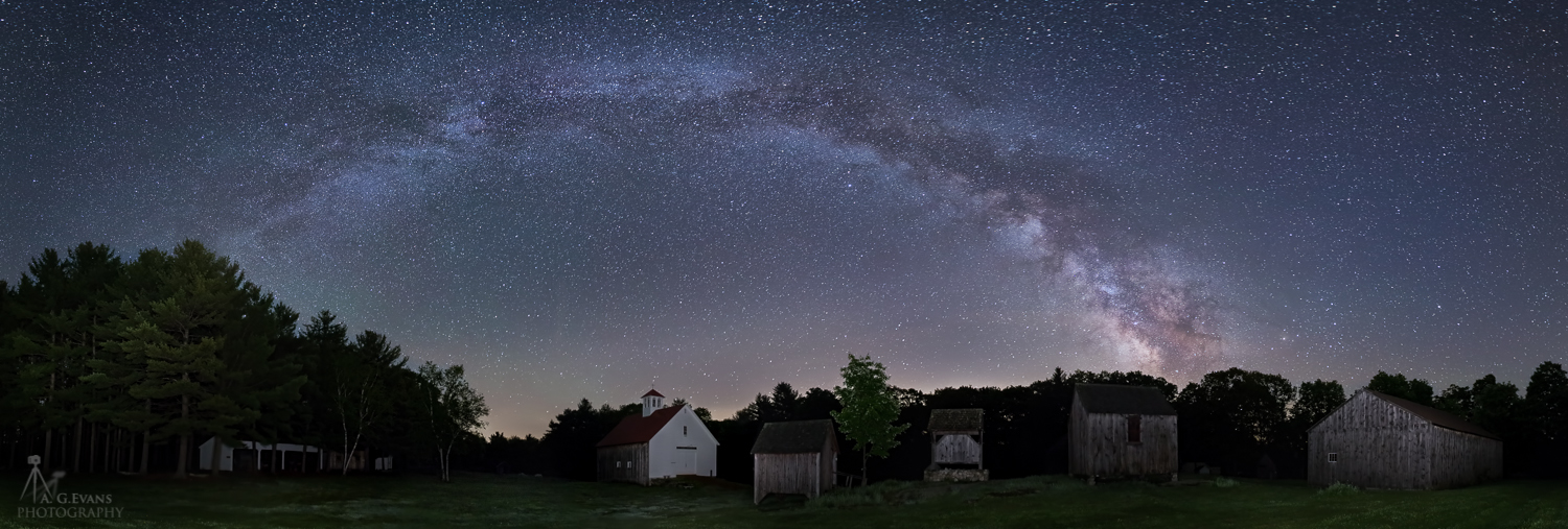 Milky Way Glimmers Over New Hampshire Farm Museum (Photo)